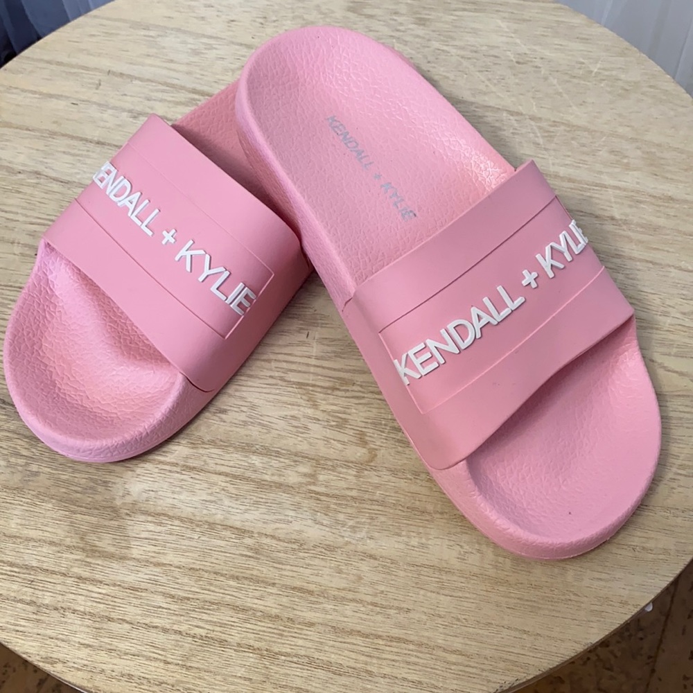 Kendall & Kylie slides